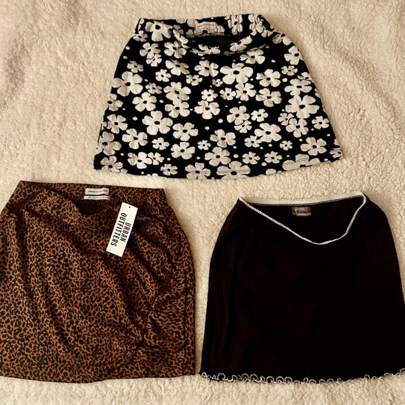 Bundle Of 3 Urban Outfitters Skirts Size Small - Picture 1 of 8
